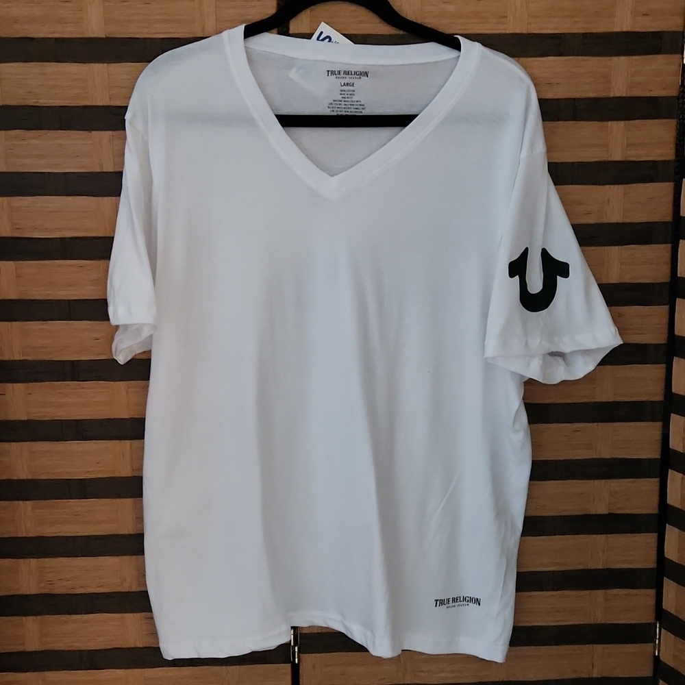 NWT! True religion tshirt